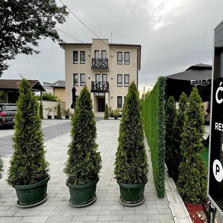 Caka Luxury Rooms & Restaurant Cuprija Ngoại thất bức ảnh