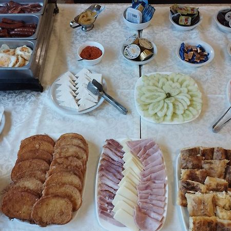 Caka Luxury Rooms & Restaurant Cuprija Ngoại thất bức ảnh