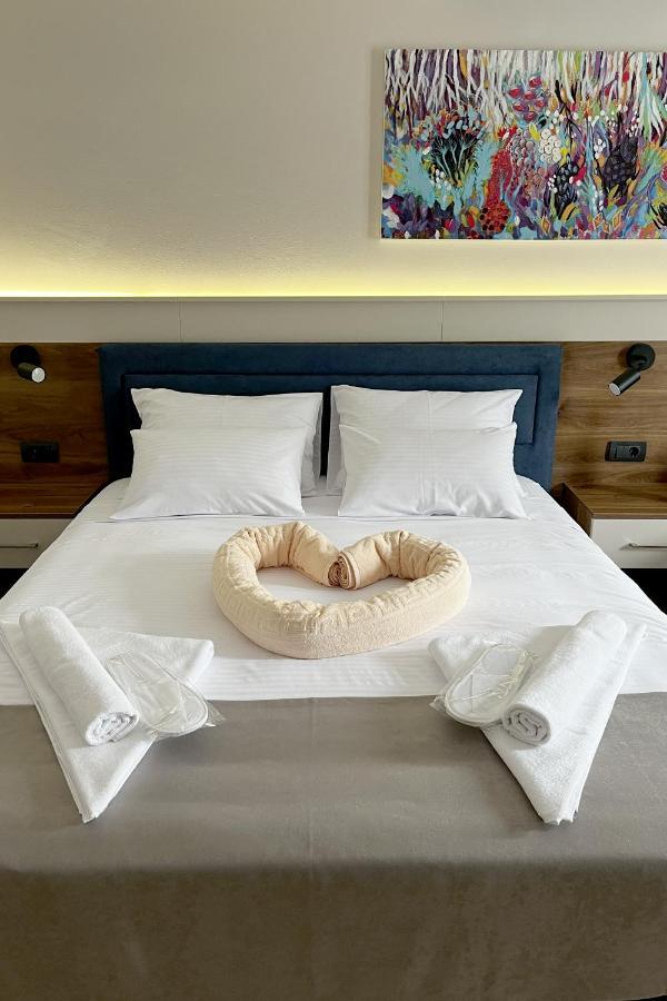 Caka Luxury Rooms & Restaurant Cuprija Ngoại thất bức ảnh