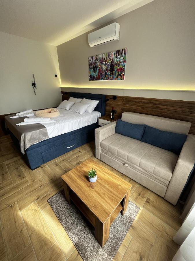 Caka Luxury Rooms & Restaurant Cuprija Ngoại thất bức ảnh