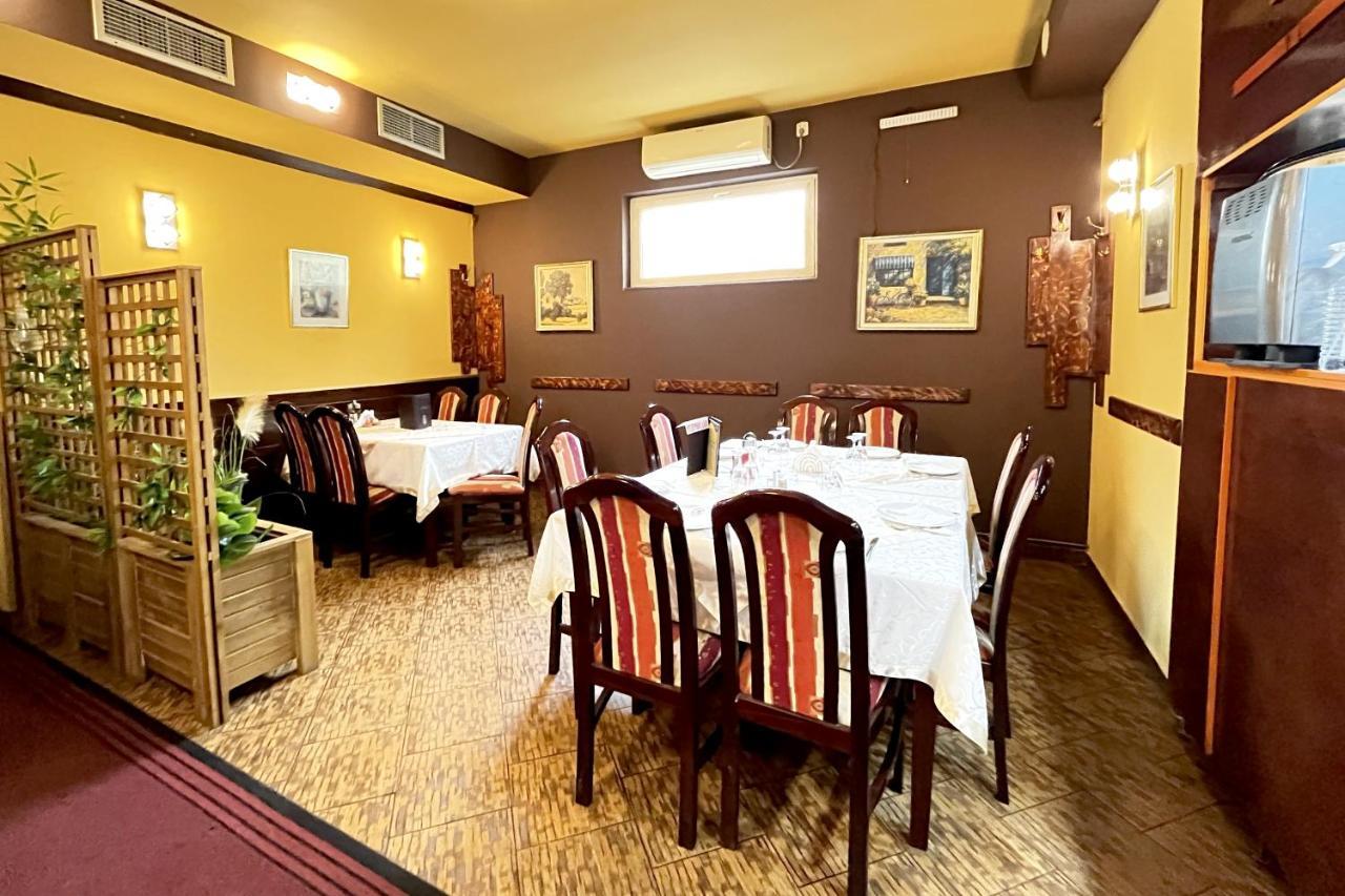 Caka Luxury Rooms & Restaurant Cuprija Ngoại thất bức ảnh