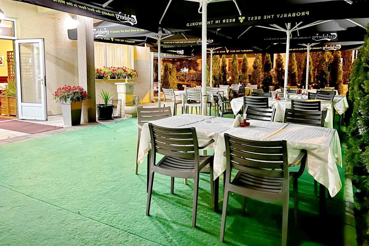 Caka Luxury Rooms & Restaurant Cuprija Ngoại thất bức ảnh